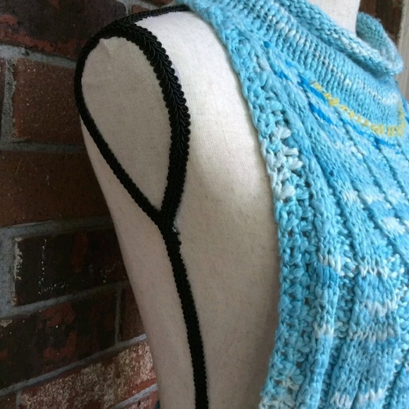 Knitted top - Picture 2 of 8